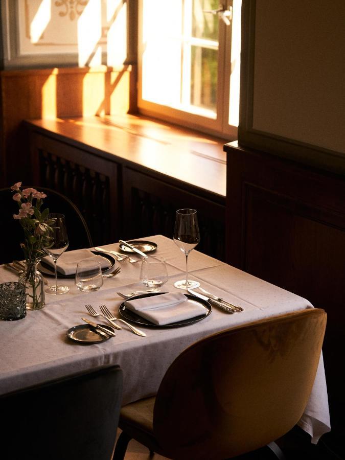 Gaestehaus Am Wasserschloss & Restaurant Wasserschloss Inzlingen Dış mekan fotoğraf